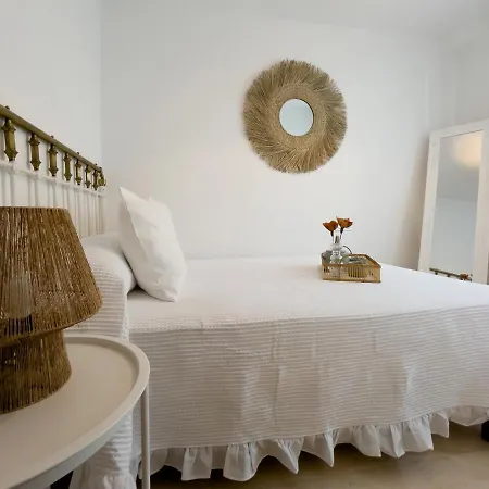 Acogedor Atico En By Bebalmy Apartment